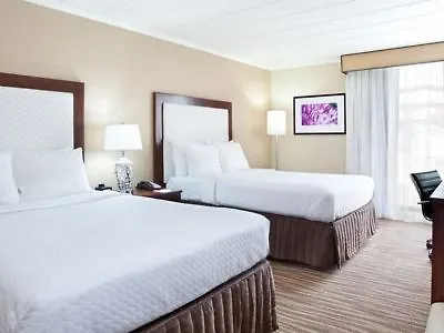 Pittsburgh Plaza Hotel