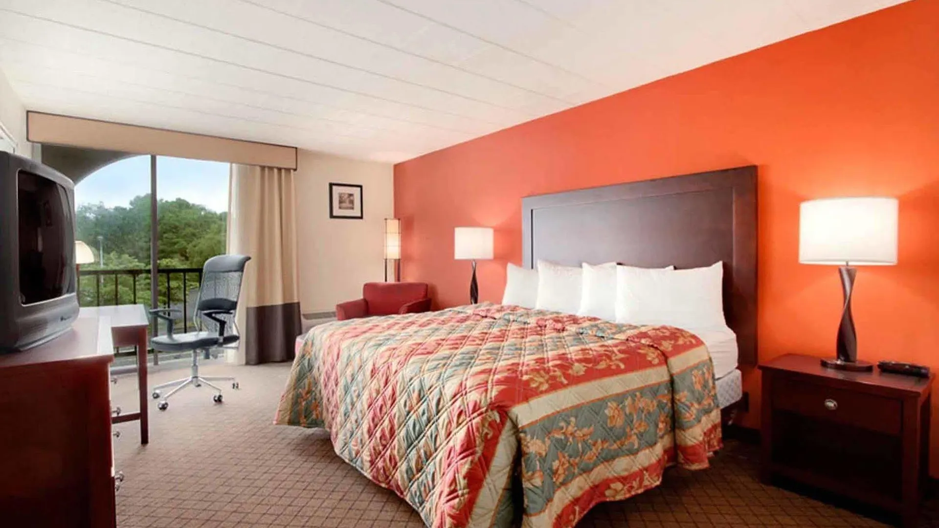 Pittsburgh Plaza Hotel